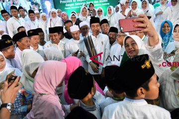 Doa seorang santri untuk Jokowi