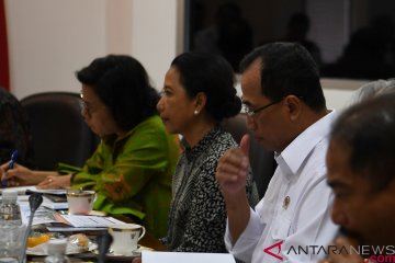 Ratas Persiapan Natal & Tahun Baru