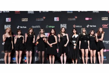 Cosmic Girls kembali ke dunia K-pop tanpa anggota dari China