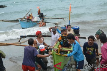 Ratusan warga Pulau Sebesi dan Sebuku sudah dievakuasi