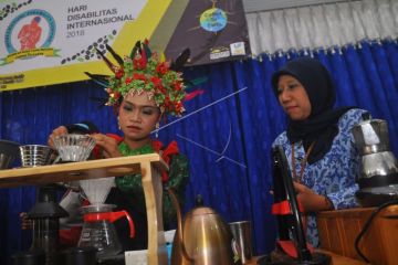 Meracik kopi