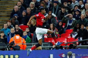 Manchester United terus melaju, jungkalkan Tottenham di Wembley