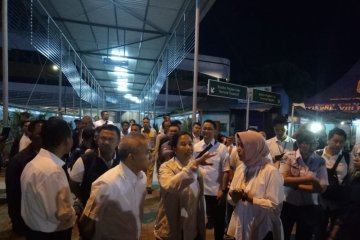 Subuh, Menteri BUMN tinjau terminal eksekutif Pelabuhan Merak