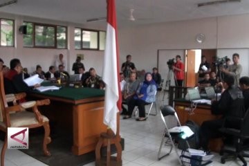 Bupati Bekasi Non Aktif akui terima RP 20 M dari Meikarta