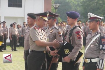 Mampu bersabar, 18 Polisi diberi penghargaan