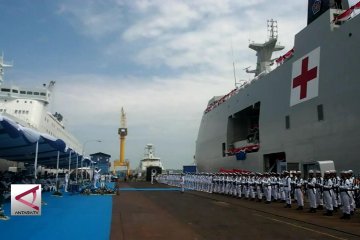 Selamat Datang, KRI Semarang berkontainer medis