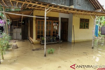 Sebagian Jateng disebut BMKG berpotensi hujan disertai angin kencang