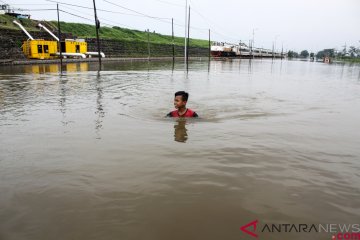 Banjir jalan raya Porong