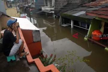 Pasokan listrik Sulawesi Selatan sudah 80 persen pulih pasca-banjir