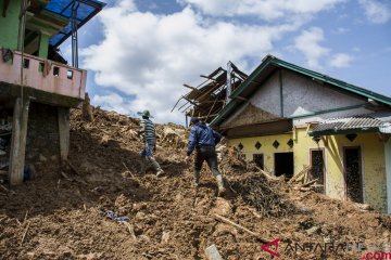 Pemerintah belum tentukan lokasi relokasi korban longsor Sukabumi