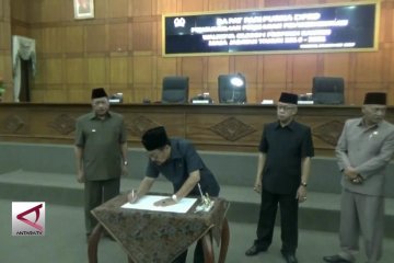 DPRD resmi berhentikan Walikota Cilegon nonaktif