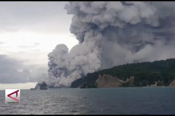 Retakan Gunung Anak Krakatau tidak berpotensi tsunami