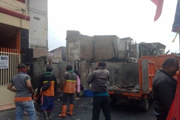 DKI siapkan fasilitas kebutuhan korban kebakaran di Tomang