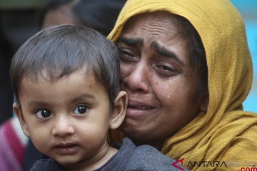 Dua perempuan Rohingya termasuk ibu hamil tewas diserbu  militer