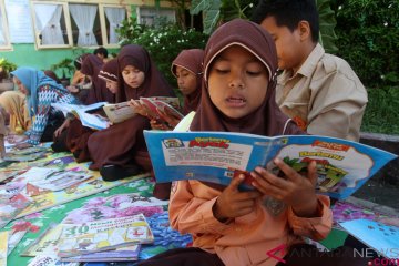 Mobil Perpustakaan Keliling