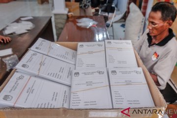 KPU Cianjur sudah menerima sebagian besar logistik Pemilu 2019