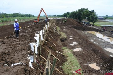 Jember berikan beasiswa kepada anak-anak korban bencana