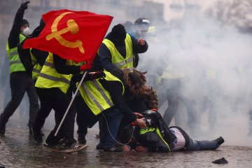 Media Prancis kecam serangan "rompi kuning" terhadap pers