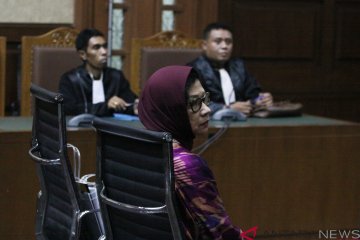 Karen Agustiawan didakwa rugikan keuangan negara Rp568,066 miliar