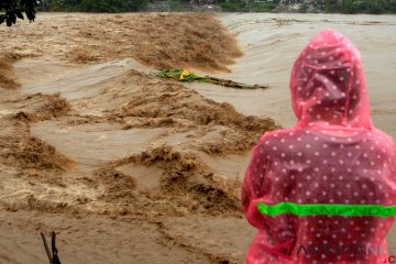 Air bendung naik, warga Gowa-Sulsel diingatkan waspada banjir-longsor