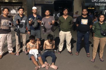 Tim Tiger Polres Jakarta Utara bekuk dua perampok di Tanjung Priok