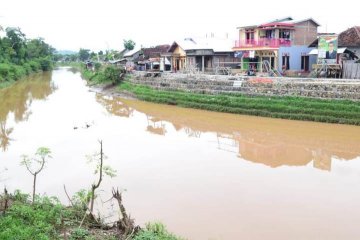 Pemerintah terus normalisasi sungai di Bima, cegah banjir besar