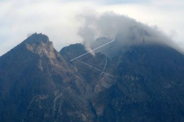 Gunung Merapi level waspada