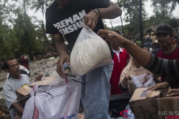 Bantuan beras dibutuhkan warga korban tsunami Pantai Carita