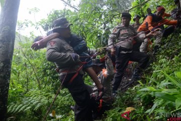 Simulasi evakuasi korban bencana tanah longsor