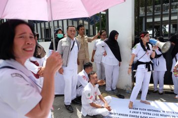 Unjuk Rasa Pegawai RSUD Pirngadi Medan