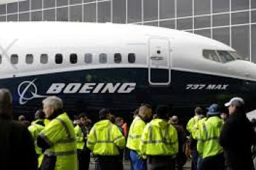 Bursa Wall Street menguat, saham Boeing dan Caterpillar melonjak