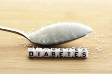 Penderita diabetes disarankan makan dalam porsi kecil tapi sering