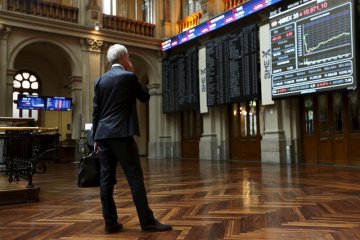 Bursa saham Spanyol ditutup menguat, indeks IBEX-35 naik 1,19 persen