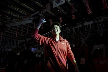 Pebulutangkis Lilyana Natsir gantung raket