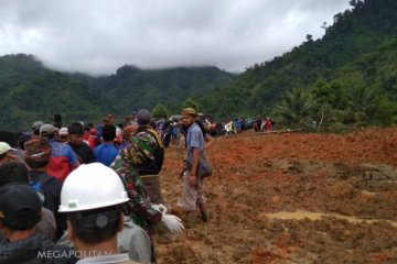 Tim SAR temukan lagi jenazah korban longsor Cimapag-Sukabumi