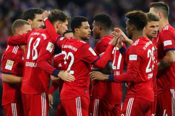 Taklukkan Schalke 3-1, Bayern pangkas jarak dengan Dortmund