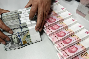 Yuan China menguat menjadi 6,7142 terhadap dolar AS