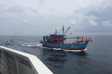 KKP tangkap dua kapal ikan asing berbendera Malaysia