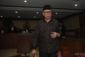 Sidang putusan Amin Santono