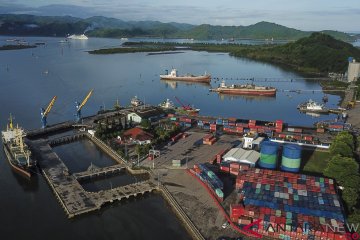 Peningkatan arus peti kemas Pelindo III