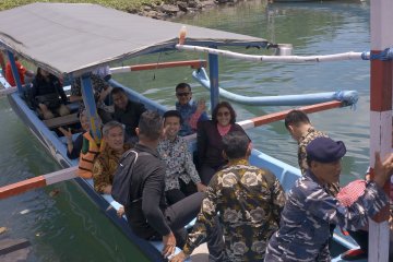 Bupati Trenggalek tanggapi kritik Susi