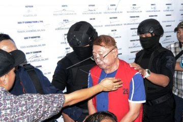 EKSEKUSI BURONAN KASUS KORUPSI APBD LAMPUNG TIMUR