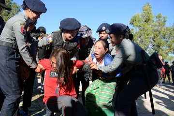 Myanmar batalkan dakwaan terhadap pengunjuk rasa dari  suku minoritas