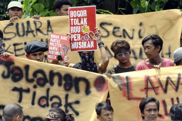 Musisi jalanan Bogor gelar aksi tolak RUU Permusikan