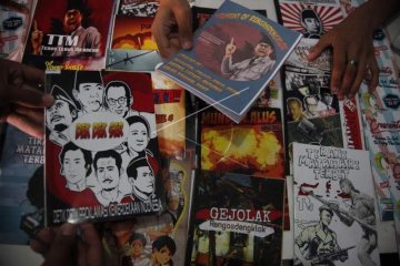 Praktik membuat komik sejarah