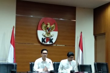 KPK cegah 4 orang terkait suap kepada Eni Saragih