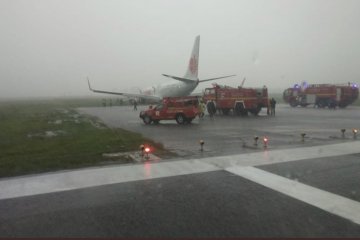 Landasan pacu Bandara Pontianak ditutup sementara