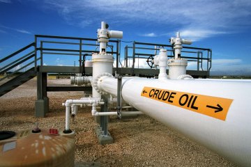 EIA: Pasokan minyak global akan meningkat pada 2020