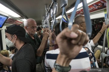 Kata turis, orang Indonesia dan warga setempat tentang BTS dan MRT Bangkok (Video)