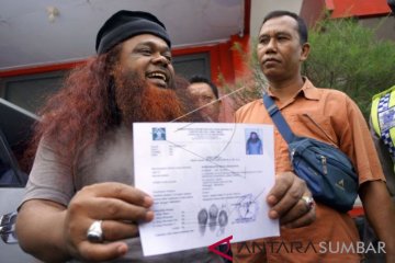 NAPI TERORISME NOIM BAASYIR BEBAS MURNI